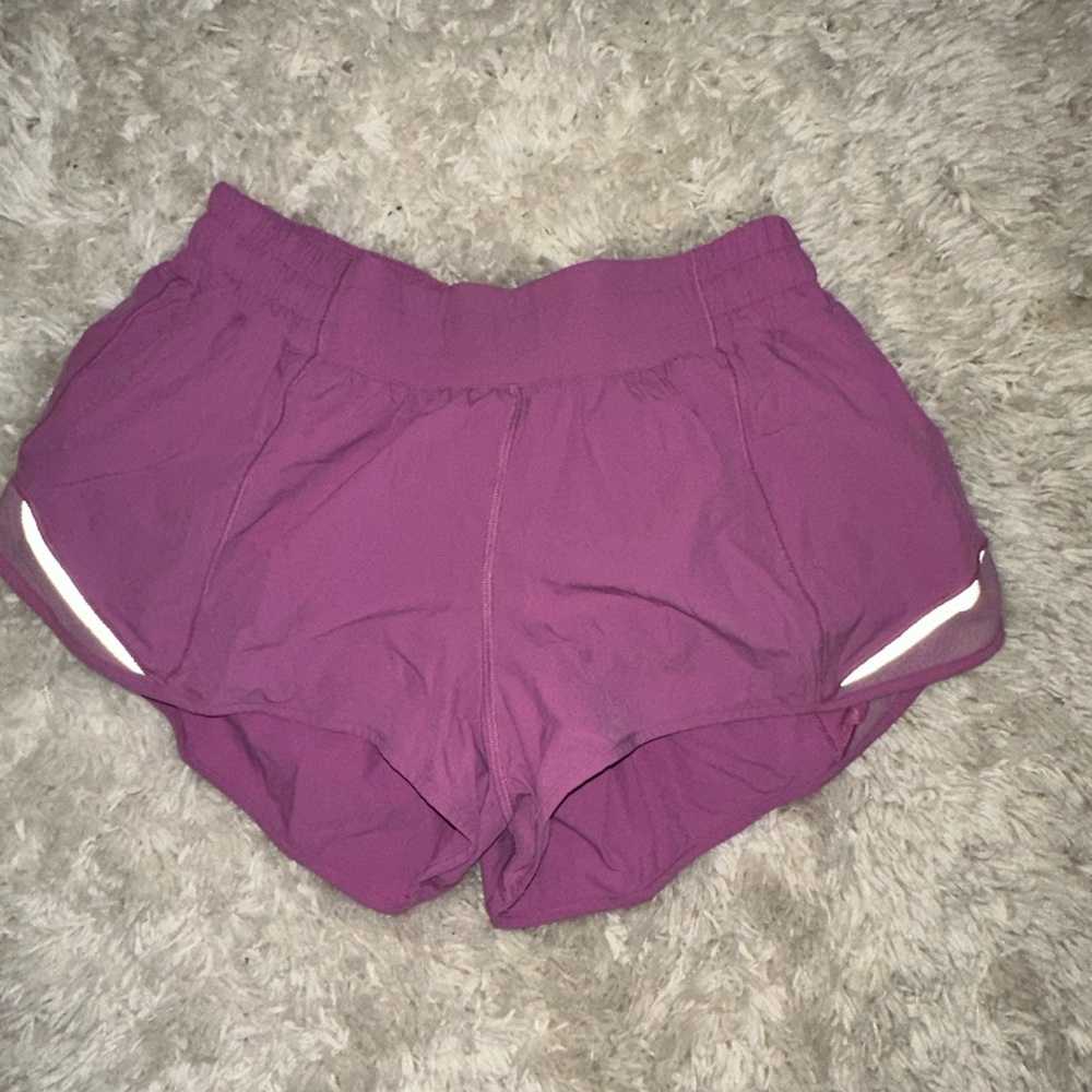 Lululemon Hotty Hot High-Rise 2.5” Shorts